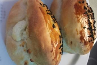 Zeytinyağlı Ve Yoğurtlu Poğaça Tarifi