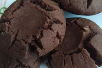 Ev Yapımı Kakaolu Kurabiye Tarifi