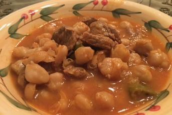 Enfes Etli Nohut Yemeği