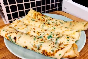 Peynirli Ve Maydanozlu Krep