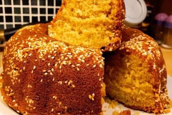 Susamlı Kek (Tam Kıvamında)