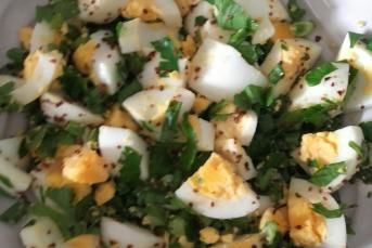 Yumurta Salatası (Harika Lezzet)