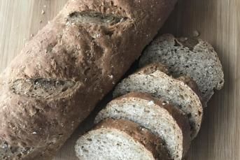 Tam Buğday Unundan Yulaflı Baget