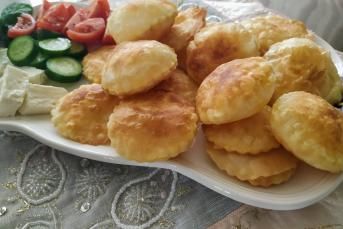 Bir Yufka Bir Yumurta İle Şahane Pişi