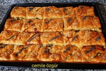 Pırasalı Milföylü Börek
