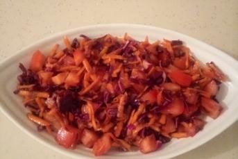 Mor Lahana Ve Havuç Salatası