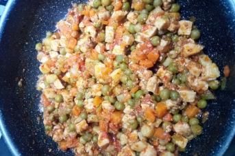 Garnitürlü Tavuk Sote