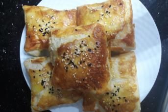 Zarf Börek (Harika Lezzet)