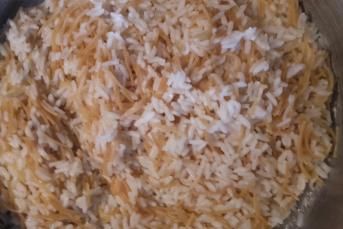 Tereyağlı Tel Şehriyeli Pirinç Pilavı Tarifi