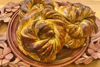 Tel Tel Ayrılan Haşhaşlı Çörek