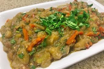 Közlenmiş Patlıcanlı Nefis Salata