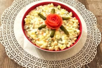Ev Yapımı Rus Salatası Tarifi