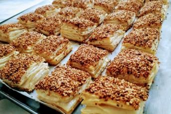 Simit Tadında Milföy Börek Tarifi