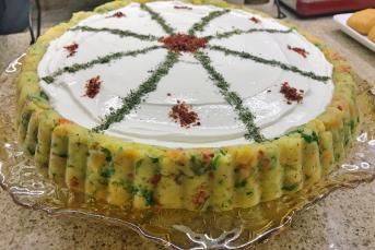 Yoğurtlu Ezme Patates Salatası