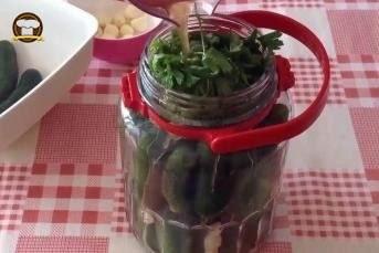 Salatalık Turşusu Tarifi