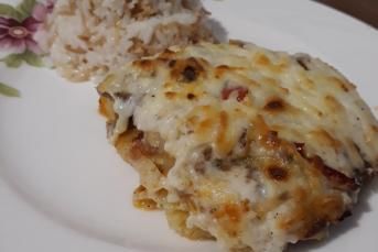 Beşamal Soslu Kıymalı Patates Oturtma