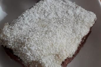 Muhallebili Pasta Nasıl Yapılır