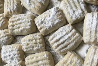 Uzun Süre Tazeliğini Koruyan Un Kurabiyesi