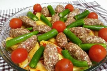 Muhteşem Lezzetli Fırında Köfte Patates