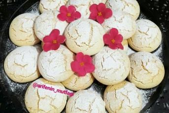 Leziz Nişastalı Çatlak Kurabiye