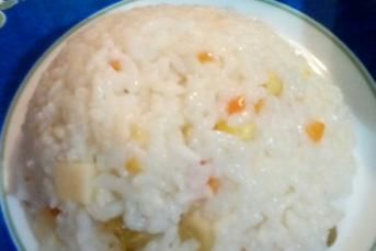 Garnitürlü, Tereyağlı Pirinç Pilavı