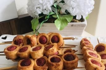 Sosisli Kürdan Börek