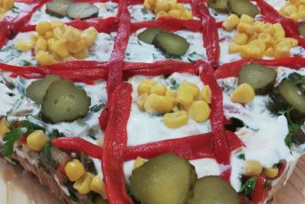 Etimekli Bomba Gün Salatası