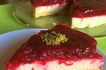 Kedi Dili İle Vişneli Muhallebi