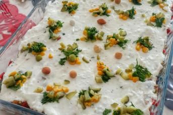 Köz Patlıcanlı Etimekli Salata