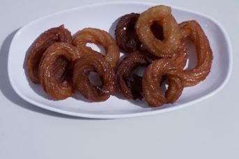 Lokmalık Halka Tatlısı