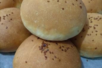 Ev Yapımı Hamburger Ekmeği Nasıl Yapılır