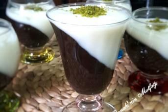 İki Renkli Muhallebi Nasıl Yapılır