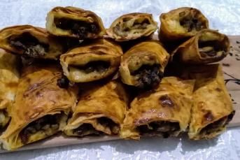 Mantarlı Enfes Börek Tarifi