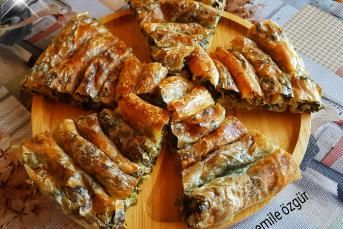 Ispanaklı Çarşaf Böreği Tarifi
