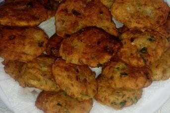 Bayat Ekmek Köftesi Nasıl Yapılır