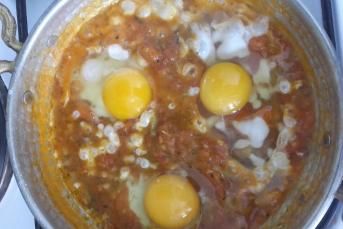 Yumurtalı Menemen Tarifi