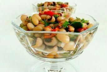 Leziz Kuru Börülce Salatası