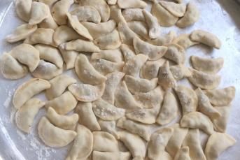 Ev Yapımı Mantı Hamuru Nasıl Yapılır