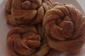 Tarçınlı Tatlı Çörek