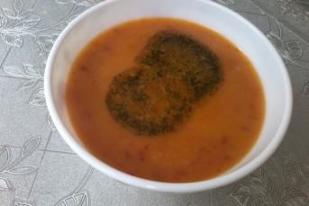 Sarımsaklı Un Çorbası Tarifi