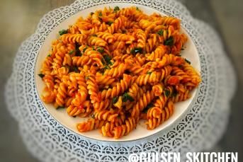 Kuru Soğanlı Enfes Makarna