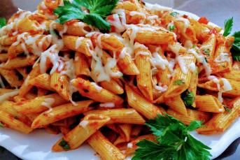 Nefis Sebzeli Makarna Tarifi