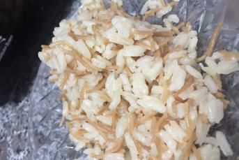 Tane Tane Şehriyeli Pirinç Pilavı