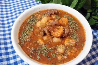 Ekşili Etli Topalak Çorbası