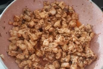 Bol Baharatlı Tavuk Kavurma