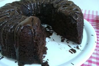 Fırınsız Tencerede Hemde Kalıpta Kek (Videolu)