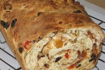 Tatlı Yılbaşı Ekmeği