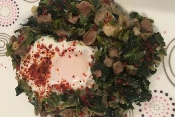 Biftek Etli Yumurtalı Ispanak