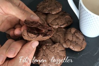 3 Malzemeli Browni Görünümlü Sufle Tadında Kurabiye