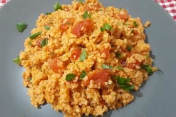 Domatesli Bulgur Pilavı Nasıl Yapılmalı?